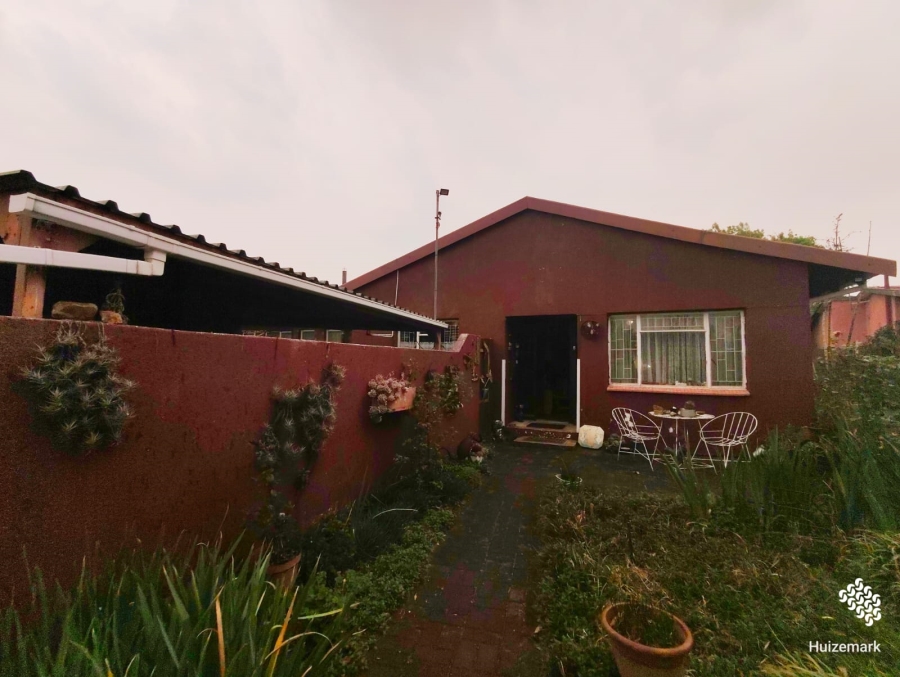 4 Bedroom Property for Sale in Sasolburg Ext 1 Free State